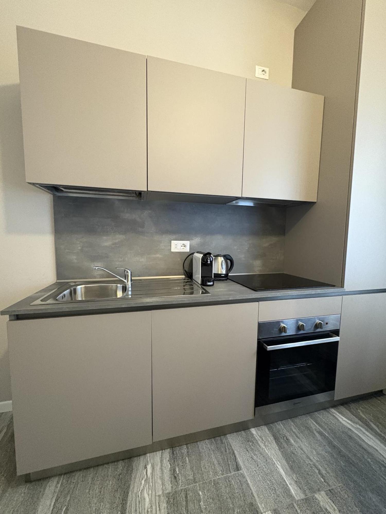 Essential Apartment セスト・サン・ジョヴァンニ エクステリア 写真